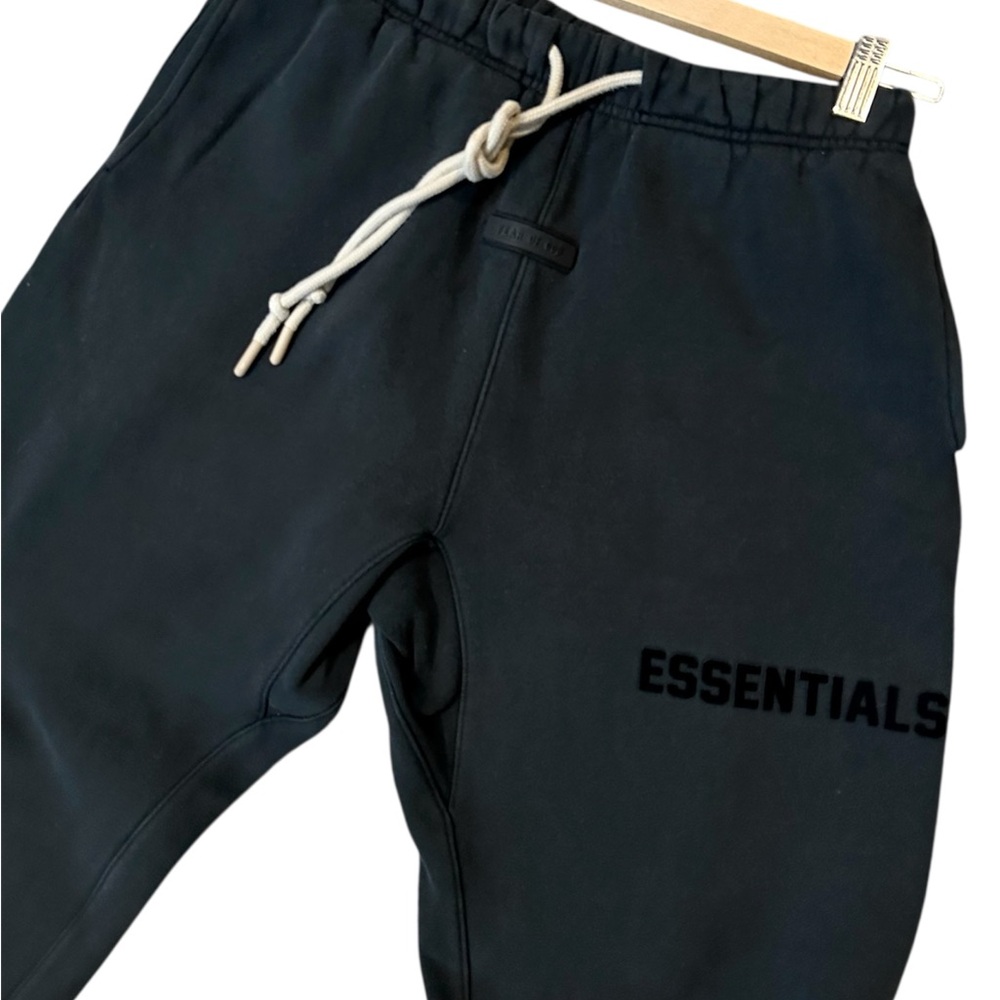 Essentials Black Sweatpants Joggers, Unisex - Picture 4 of 9